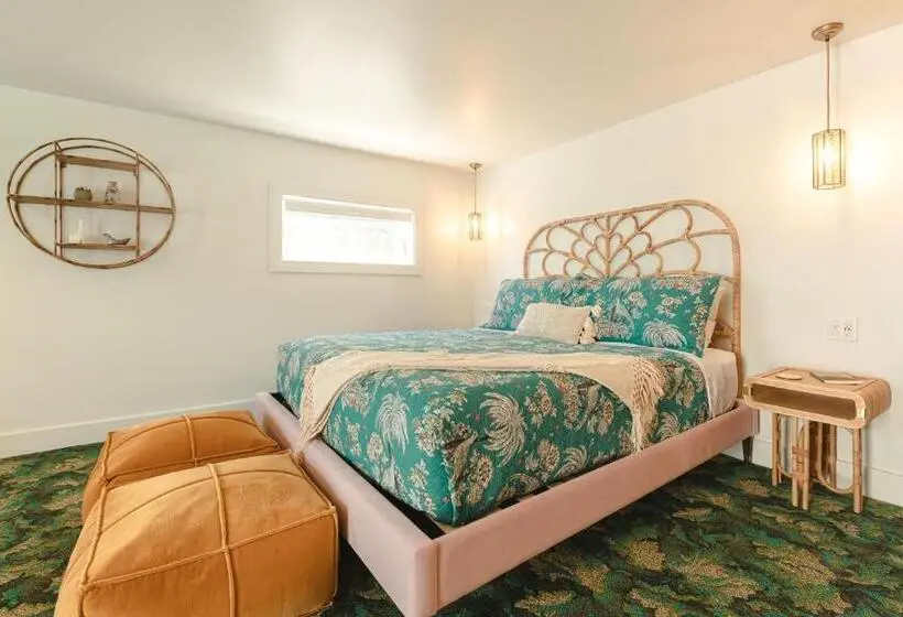 Deluxe-studio, Rye Motor Inn   An Adults Only