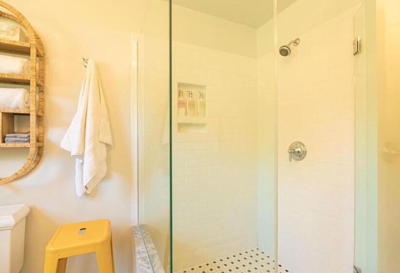 شقة غرفة واحدة مطلة على البحر, Rye Motor Inn   An Adults Only