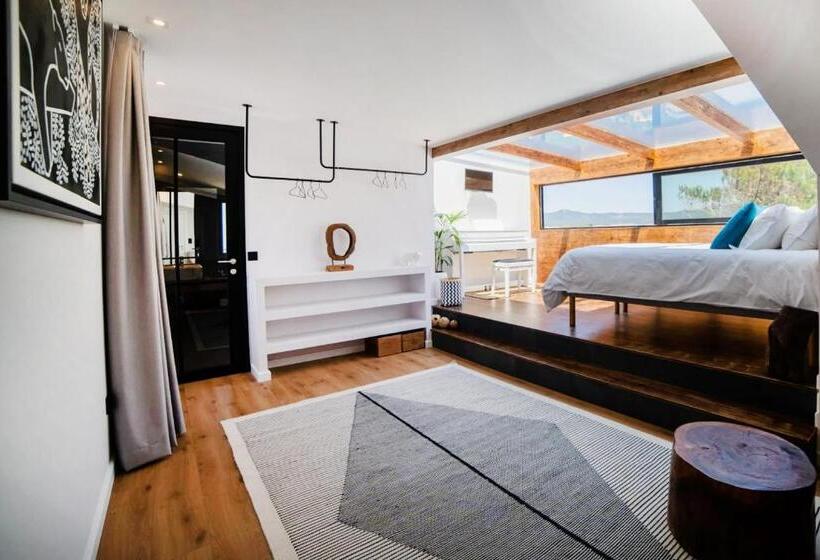 غرفة قياسية رباعية مطلة على البحر, Sense Of Ofir