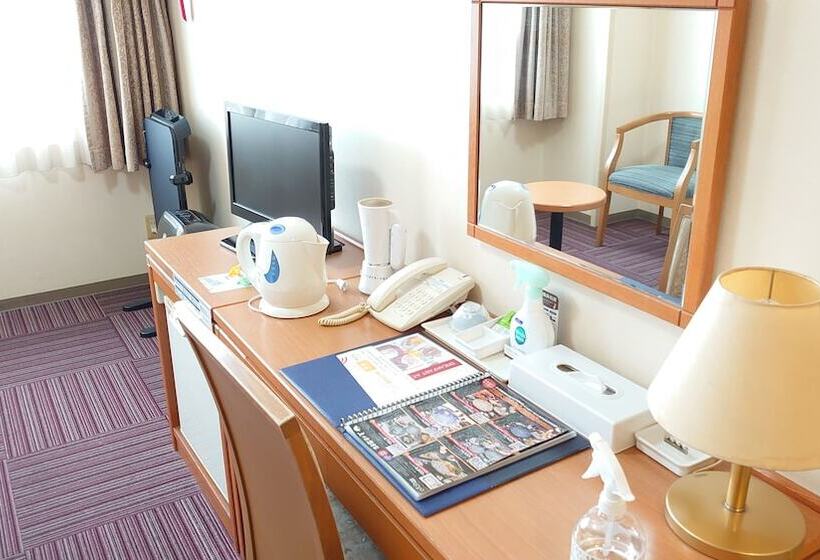 اتاق استاندارد یک نفره, Kokura Recent