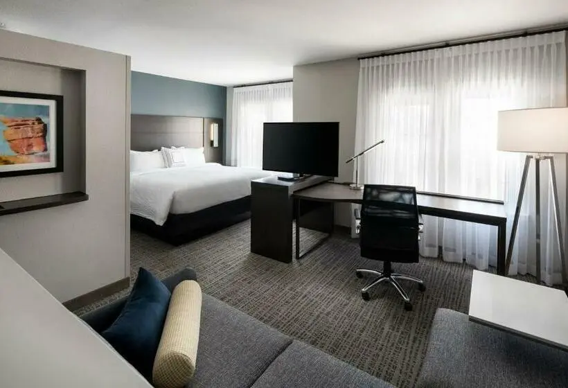 キングサイドベッドのスタンダードワンルーム, Residence Inn Franklin Berry Farms