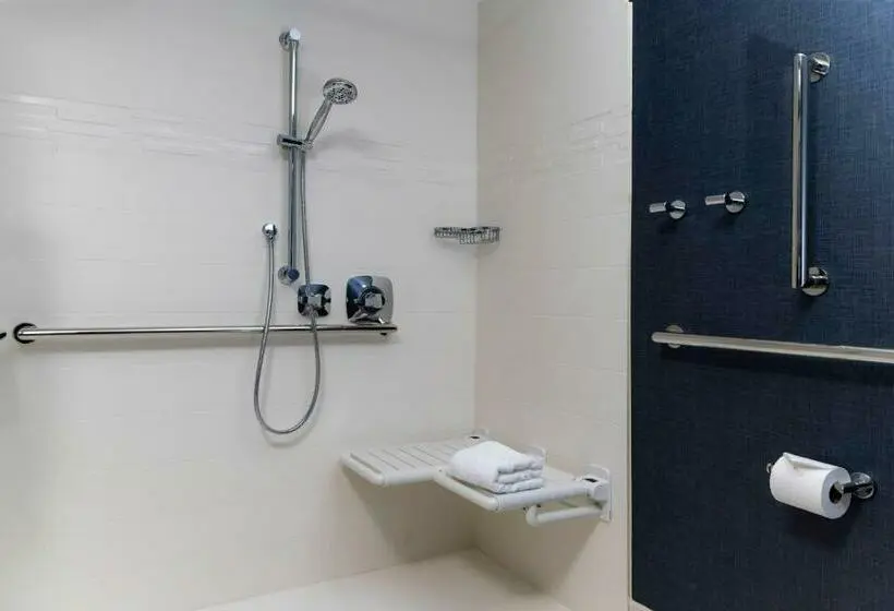 キングサイドベッドのスタンダードワンルーム, Residence Inn Franklin Berry Farms