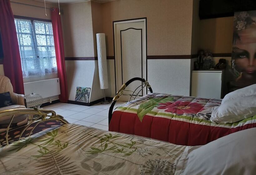 Семейный Номер, Au Jardin Fleuri