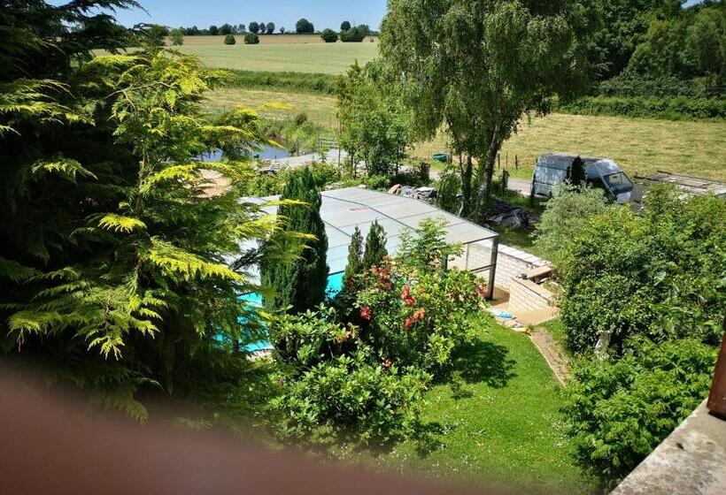 Семейный Номер Вид на Сад, Au Jardin Fleuri