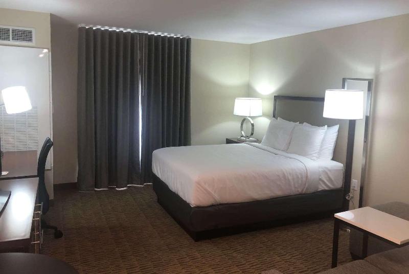 디럭스 스위트, Hawthorn Extended Stay By Wyndham Monahans