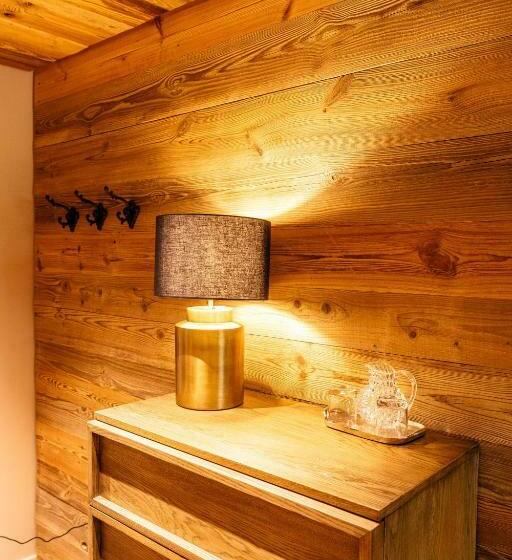 Номер Клуб, Le V De Vaujany