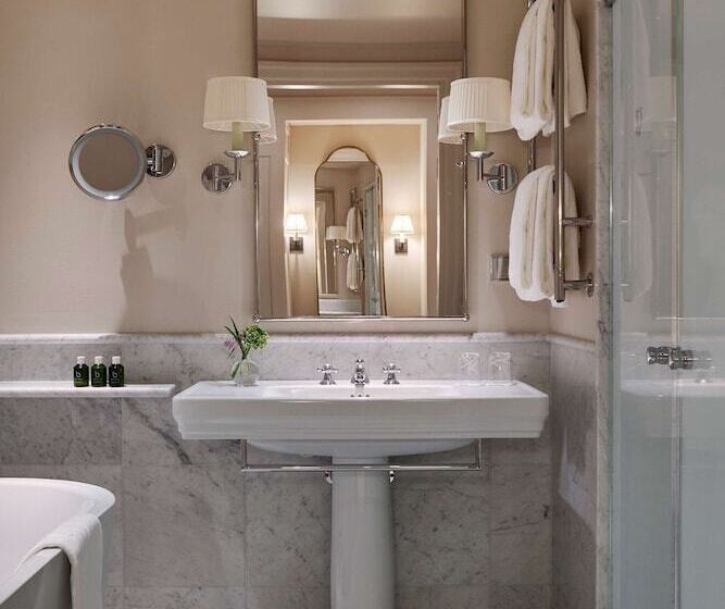 اتاق لوکس, Villa Dagmar