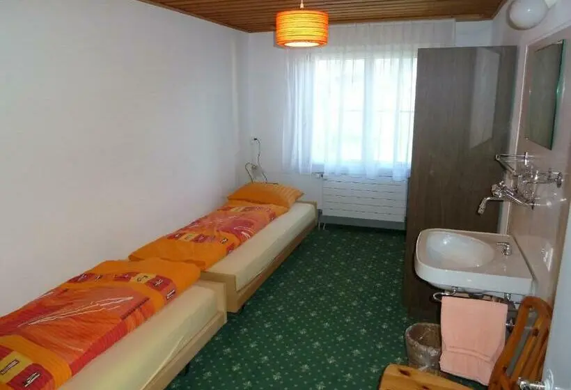 Economy Room Shared Bathroom, Restaurant Sunnmatt