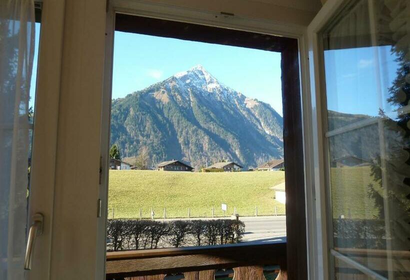 浴室共有のエコノミールーム, Restaurant Sunnmatt