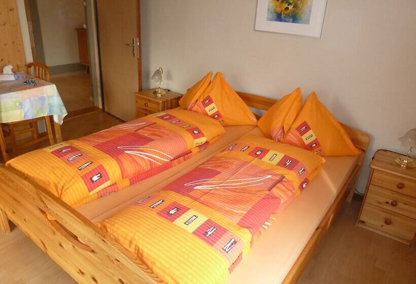 マウンテンビュースタンダードルーム, Restaurant Sunnmatt