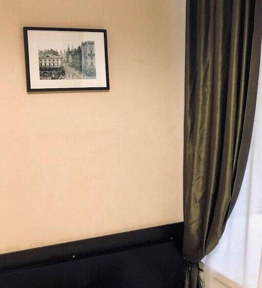 اتاق اکونومی یک تخته, Seven Hills Lubyanka