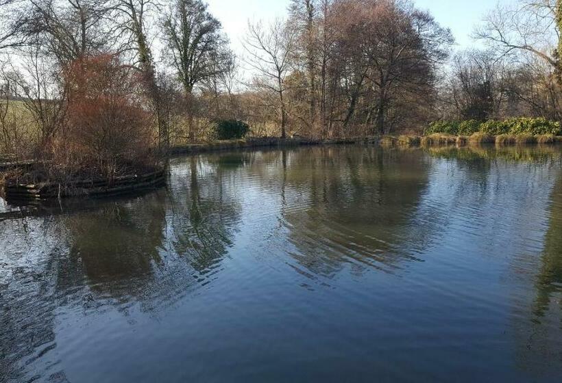 プレミアム4ベッドルーム, Camden House