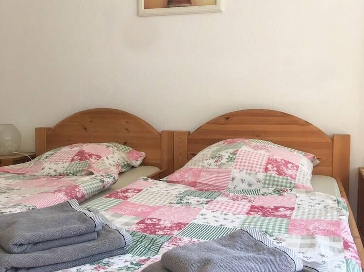 إستوديو قياسى, Landhof Potsdam