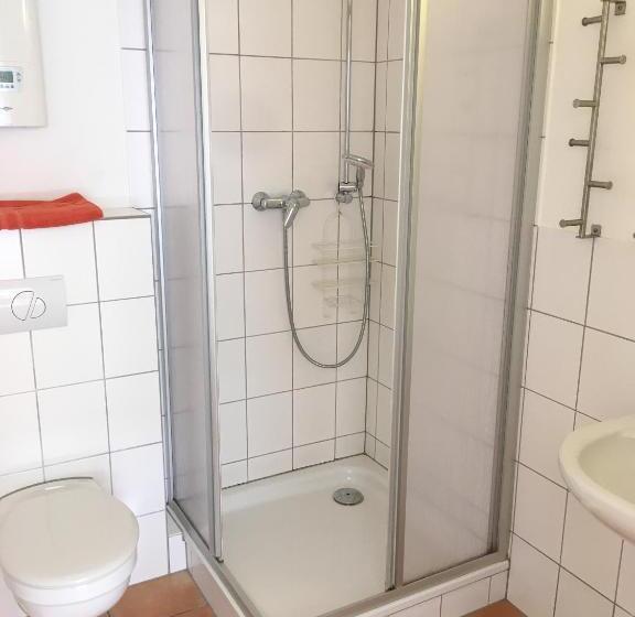 إستوديو قياسى, Landhof Potsdam