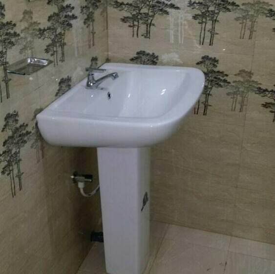 اتاق استاندارد سه نفره, Tea Breeze Motel