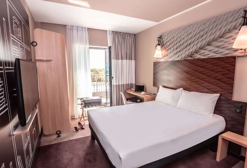 اتاق سوپریور, Ibis Aktobe