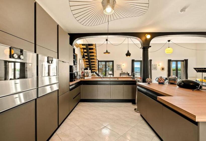 Дом 1 Спальня, Casa Nova Maison D Hôtes