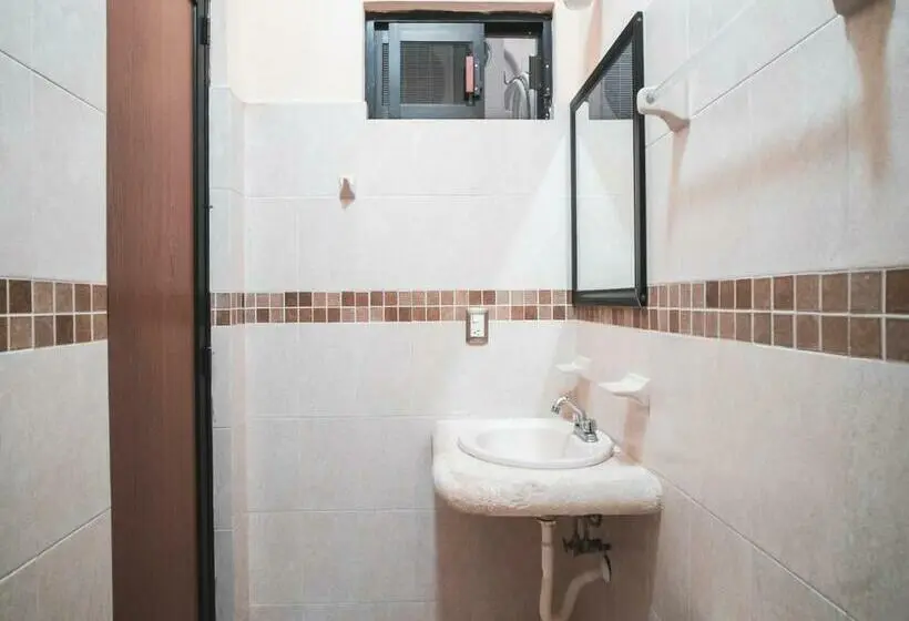 اتاق استاندارد, Capital O Hotel Aurora, Tuxtla Gutiérrez