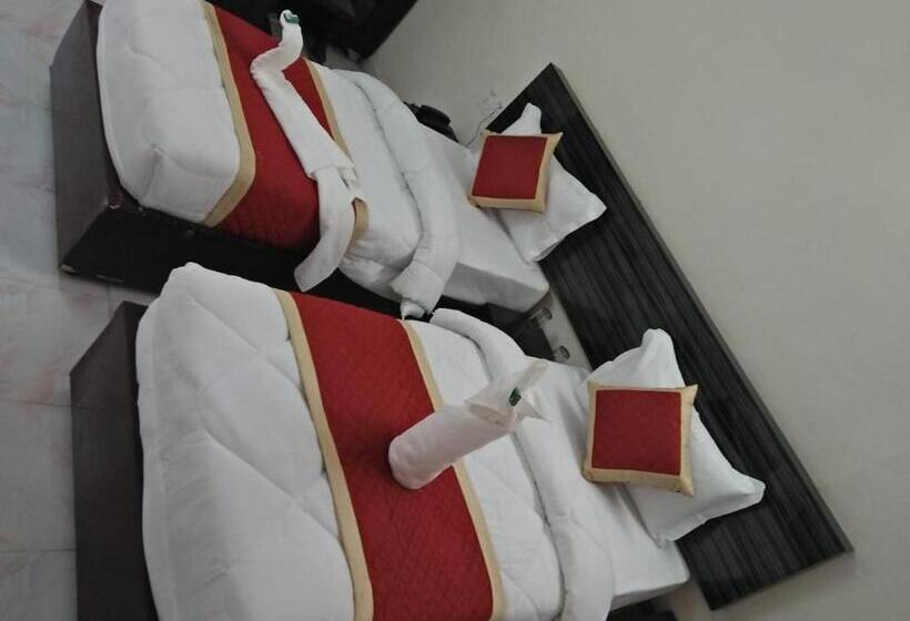 スタンダードルーム, Buddha