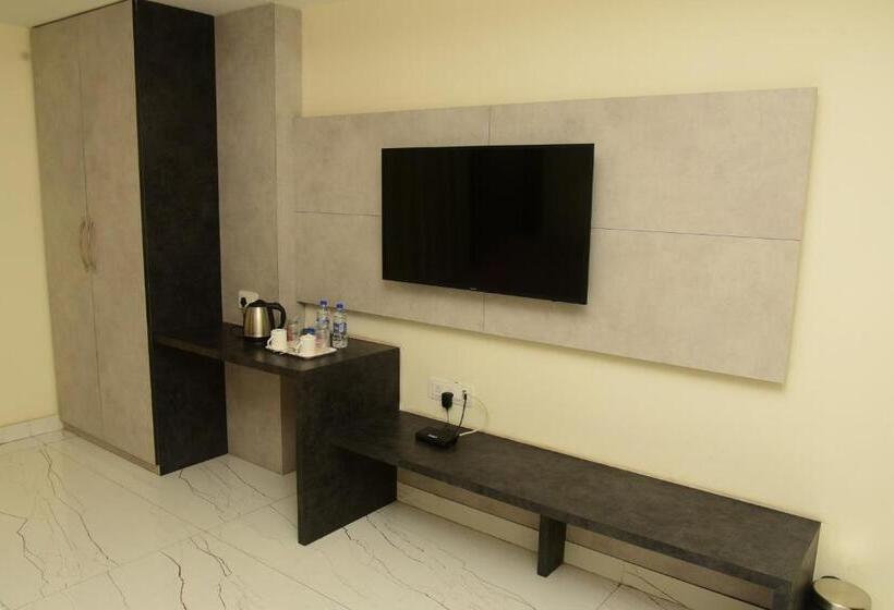 デラックスルーム, Coal Capital