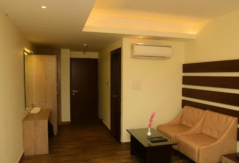 スーペリアールーム, Coal Capital