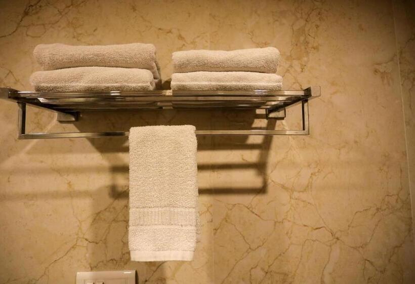 スーペリアールーム, Coal Capital