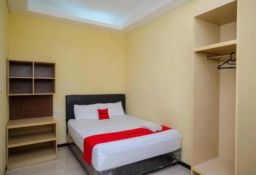 デラックスルーム, Reddoorz Near Taman Pantai Alam Indah Tegal