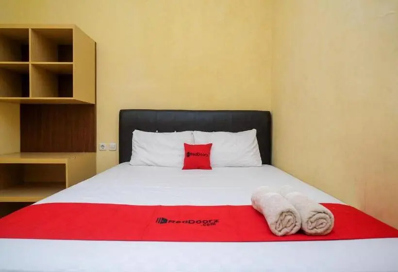 デラックスルーム, Reddoorz Near Taman Pantai Alam Indah Tegal