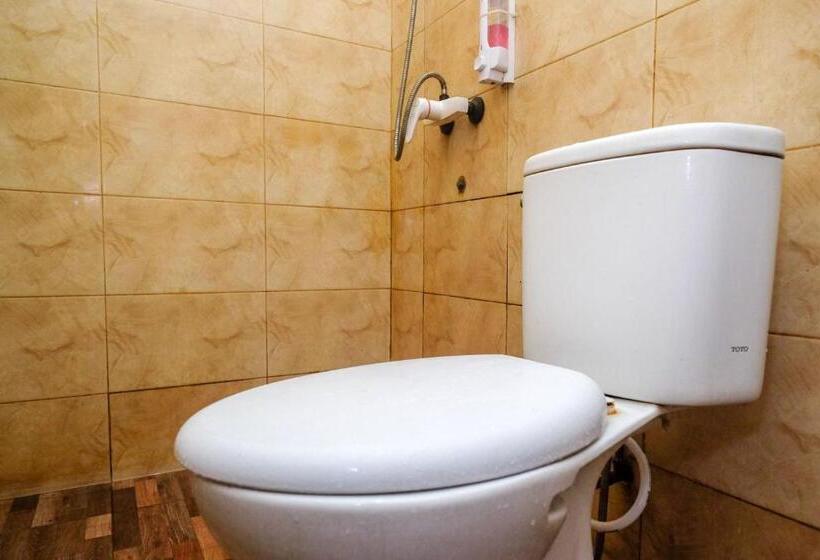 豪华房间, Reddoorz Near Taman Pantai Alam Indah Tegal