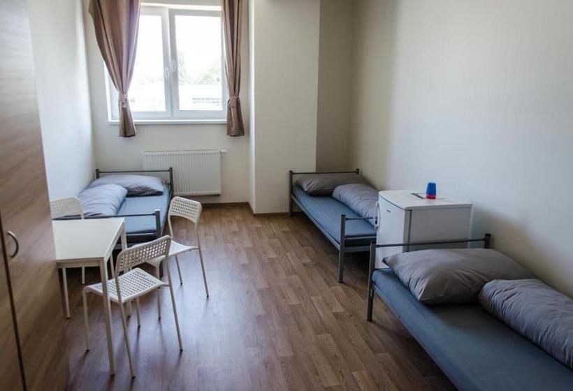 スタンダードトリプルルーム, Ubytovňa Milex