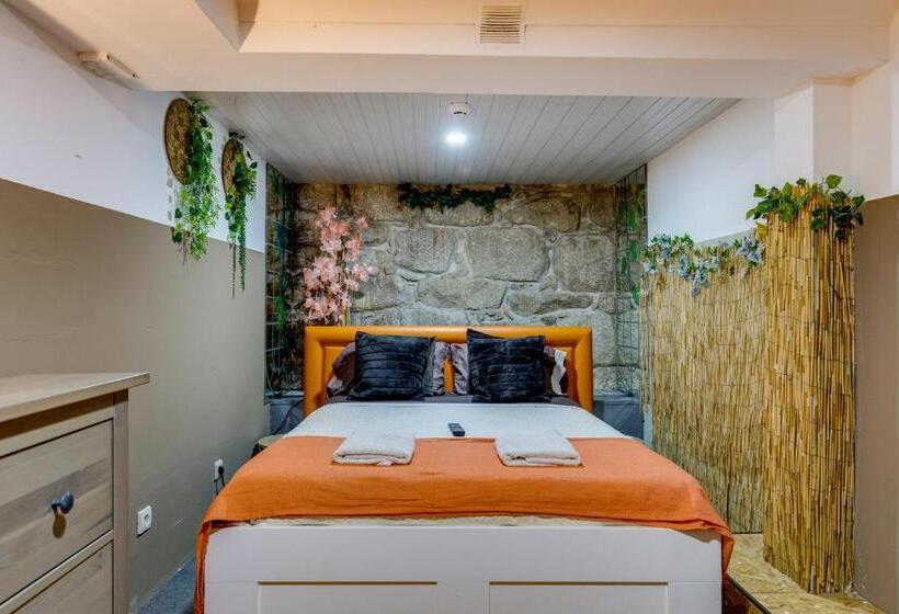 اتاق استاندارد, Garden In Town Hostel