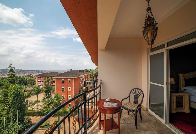 اتاق لوکس با چشم‌انداز باغ, A Lure Hotel & Residences