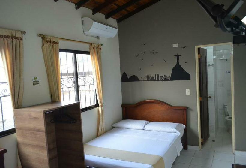 标准间, Balcon Llanero