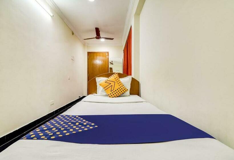 스탠다드 싱글 룸, Spot On Srinivasa Residency