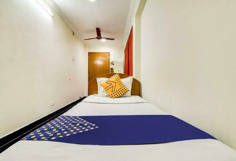 スタンダードシングルルーム, Spot On Srinivasa Residency