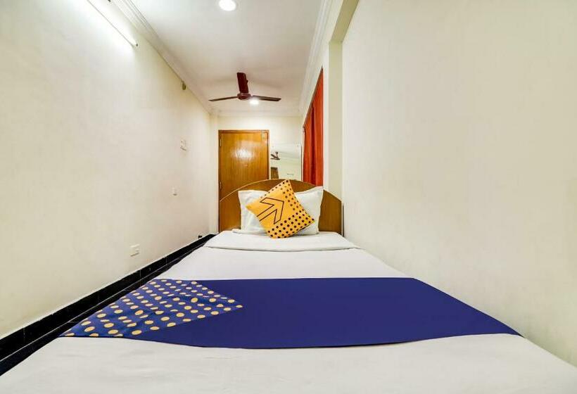 스탠다드 싱글 룸, Spot On Srinivasa Residency