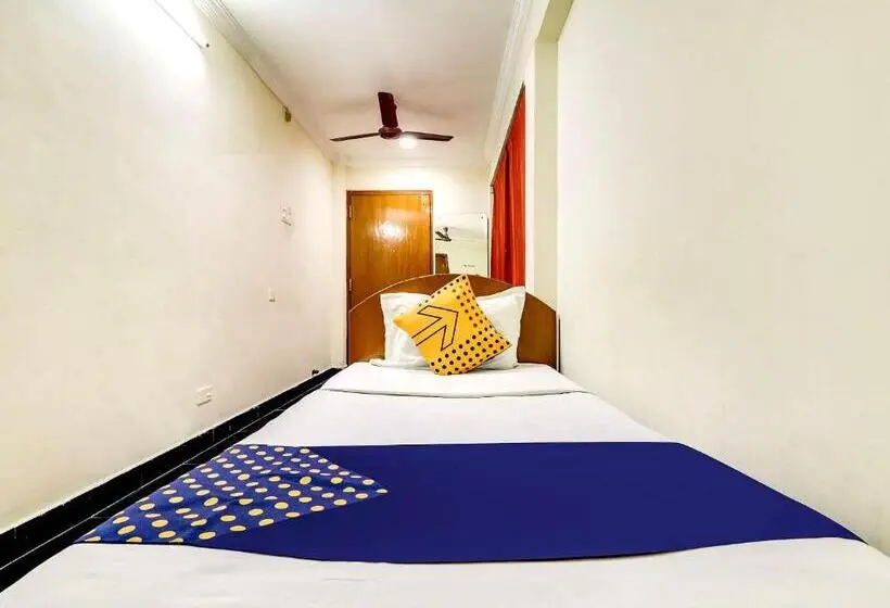 スタンダードシングルルーム, Spot On Srinivasa Residency