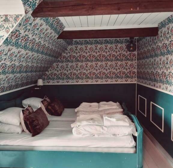 غرفة قياسية, Idala Gård