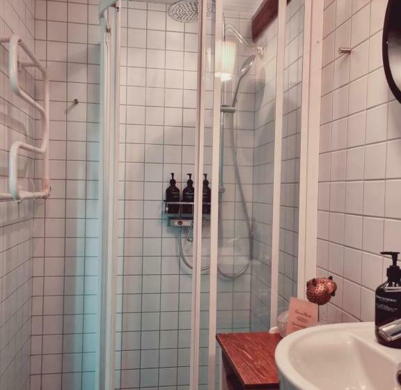 غرفة قياسية, Idala Gård