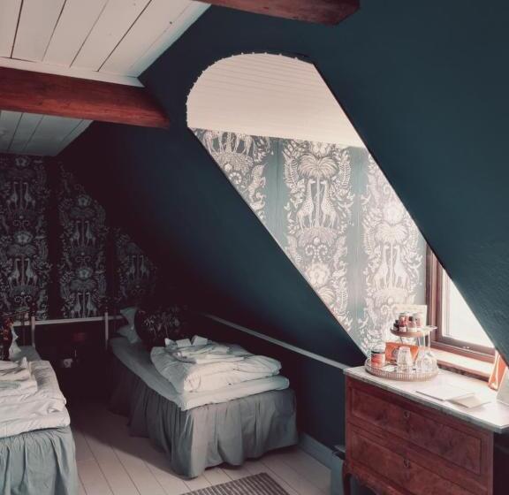 غرفة قياسية, Idala Gård