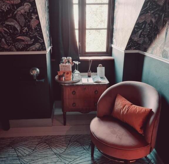 غرفة قياسية, Idala Gård