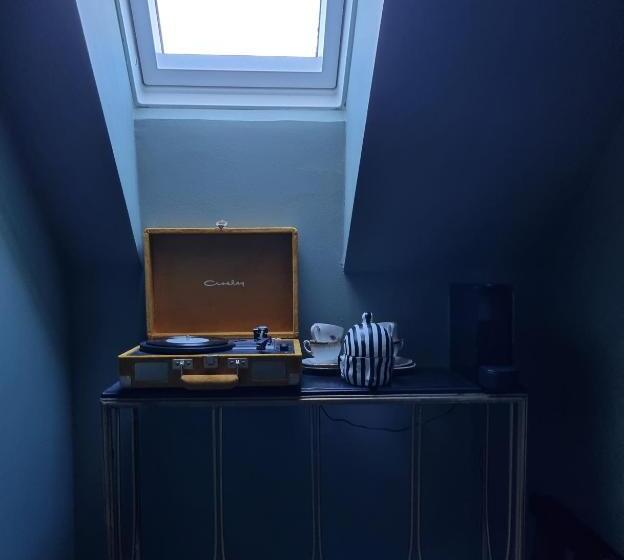 جناح, Idala Gård