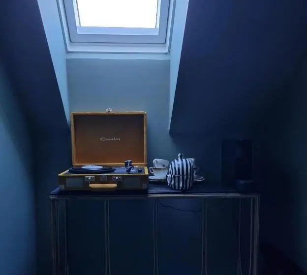 Suite, Idala Gård