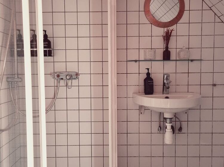 غرفة قياسية فردية, Idala Gård