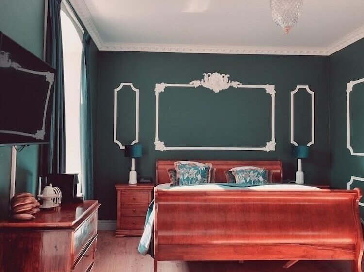 غرفة قياسية, Idala Gård