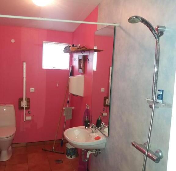 اتاق اکونومی, Húsey Hostel & Horsefarm