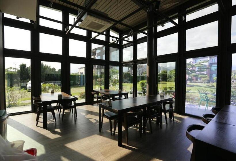 اتاق لوکس, Skyline B&b