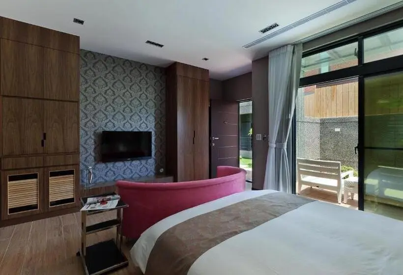 اتاق لوکس, Skyline B&b