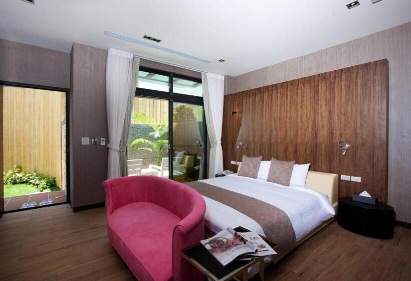 اتاق لوکس, Skyline B&b