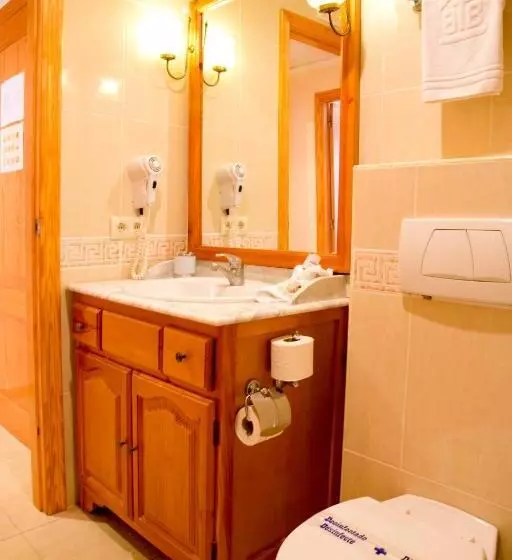 آپارتمان 2 خوابه با تراس, Aparthotel Bahia Pinosol